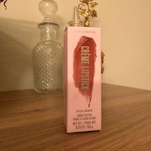 Kylie Cosmetics Crème Lipstick - Better Late Than Never pink
